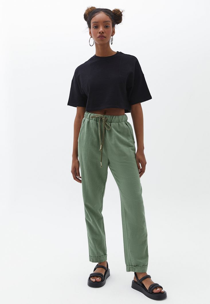 Women Green Carrot Fit Pants with Drawstring