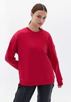 Oversize Sweatshirt ve Deri Pantolon Kombini