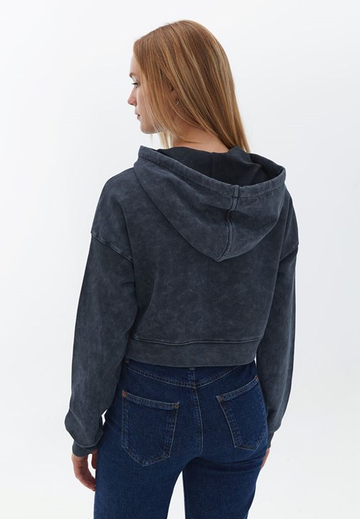 Kapüşonlu Sweatshirt ve Pantolon Kombini
