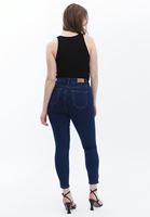 Curvy Denim Pantolon ve Atlet Kombini