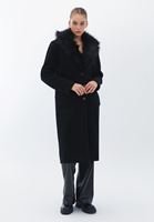 Women Black Cashmire Coat with Fur Detail