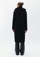 Women Black Cashmire Coat with Fur Detail