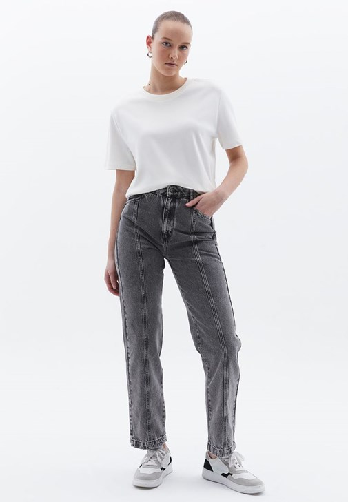 Straight-Fit Denim Pantolon ve Bluz Kombini