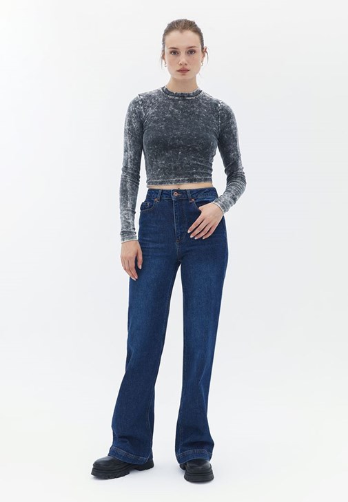 Yıkamalı Crop Top ve Pantolon Kombini