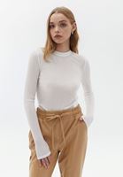 Women Cream Tshirt with Long Sleeves