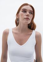 Women White V-neck Jacquard Seamless Singlet