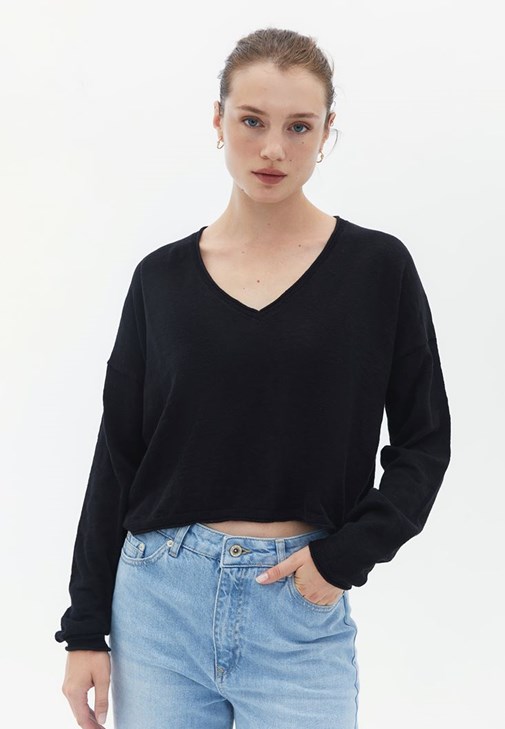 Crop Kazak ve Bol Paça Pantolon Kombini