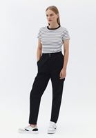 Women Black Ultra High Rise Carrot Fit Pants