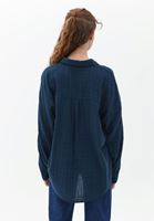 Cepli Oversize Gömlek ve Pantolon Kombini