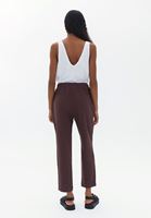 Women Bordeaux High Rise Carrot Fit Pants