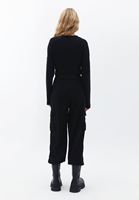 Women Black Mid Rise Cargo Pants with Belt