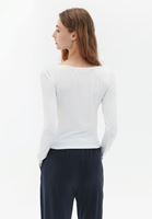 Women Cream Scope Neck Stretch Tshirt