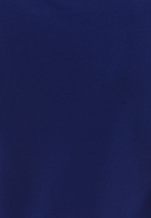 Tişört ve Yüksek Bel Denim Pantolon Kombini