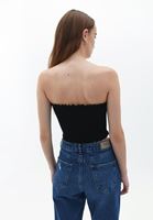 Women Black Gipped Cropped Singlet