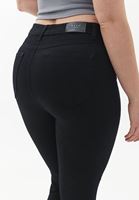 Women Black Curvy Jegging Denim Pants