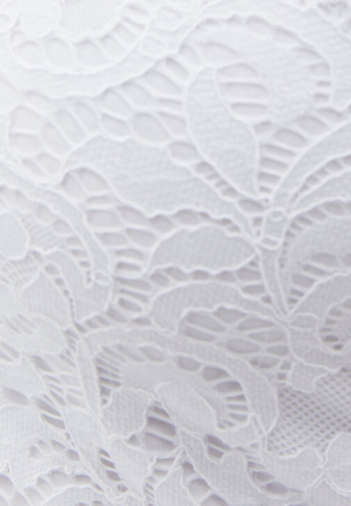 Pantolon ve Dantelli Bluz Kombini