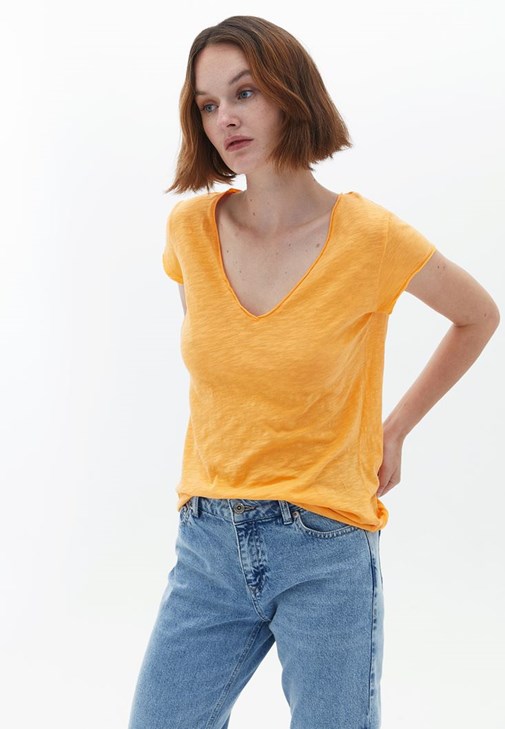 Pamuklu Tişört ve Skinny-Fit Pantolon Kombini