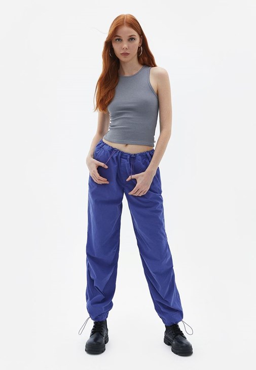 Halter Yaka Atlet ve Pantolon Kombini