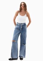 Wide-Leg Pantolon ve Crop Hırka Kombini