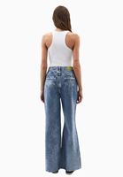 Wide-Leg Pantolon ve Crop Hırka Kombini