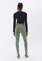 Women Green High Rise Skinny Fit Pants