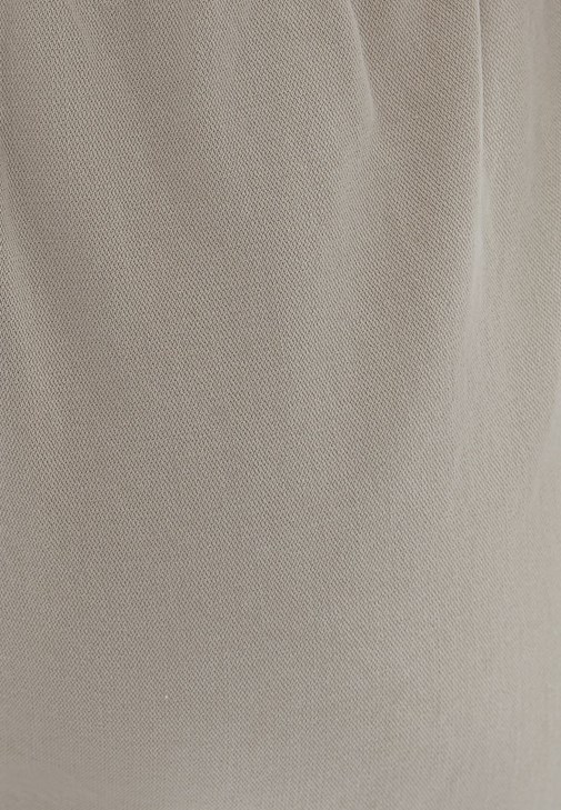 Bağcıklı Şort ve İnce Askılı Atlet Kombini