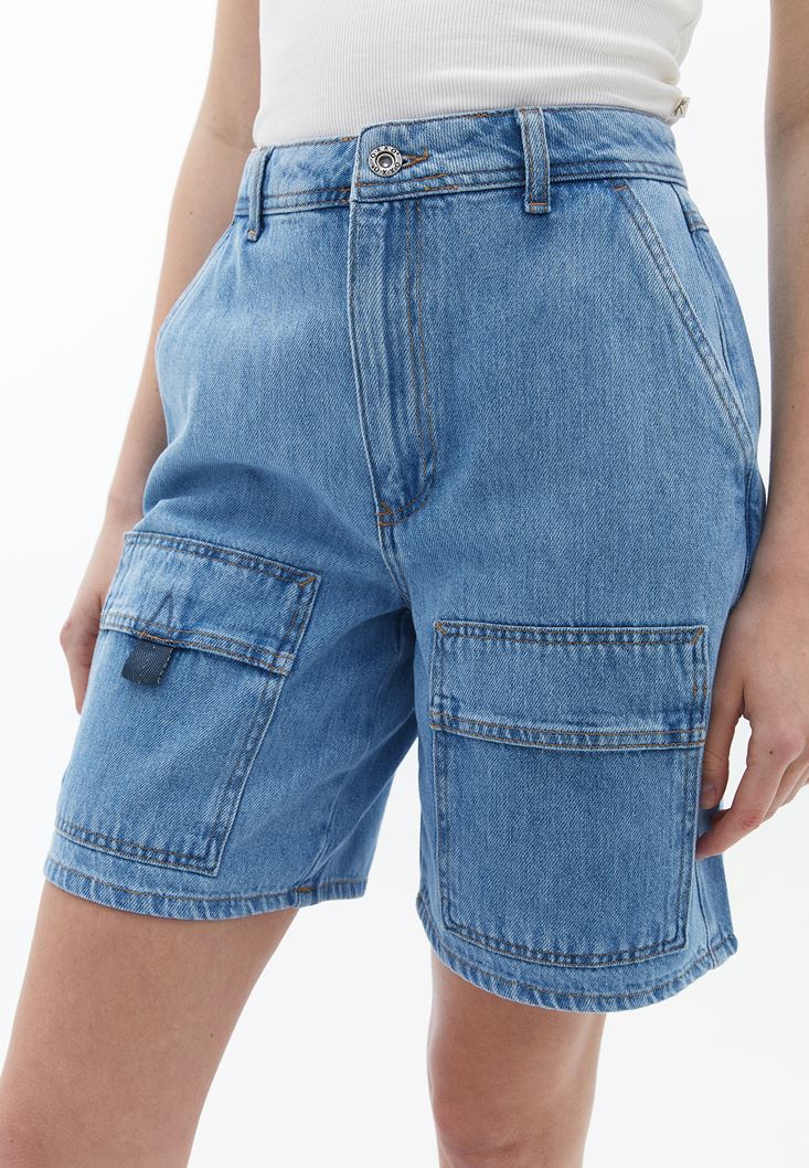 Women Blue Mid Rise Bermuda Shorts