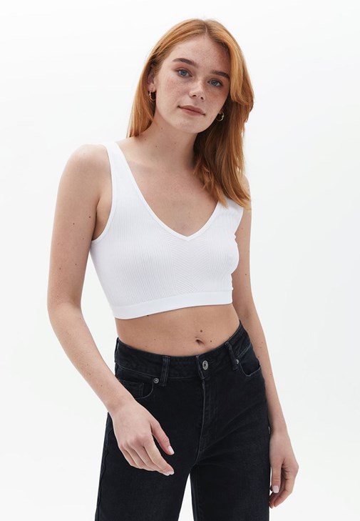 V Yaka Crop Top ve Pantolon Kombini