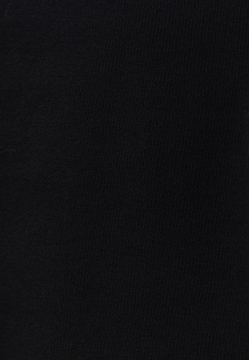 Bağcıklı Atlet ve Denim Şort Kombini