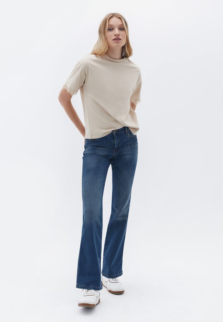 Women Beige Crew Neck Loose Fit Tshirt