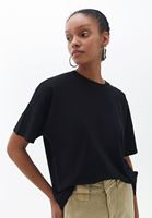 Oversize Tişört ve Baggy-Fit Pantolon Kombini