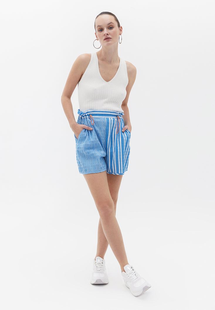 Women Mixed Loose Fit Mini Shorts
