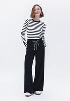 Women Black Mid Rise Wide Leg Pants