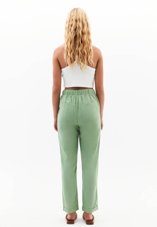 Pantolon ve Crop Ceket Kombini
