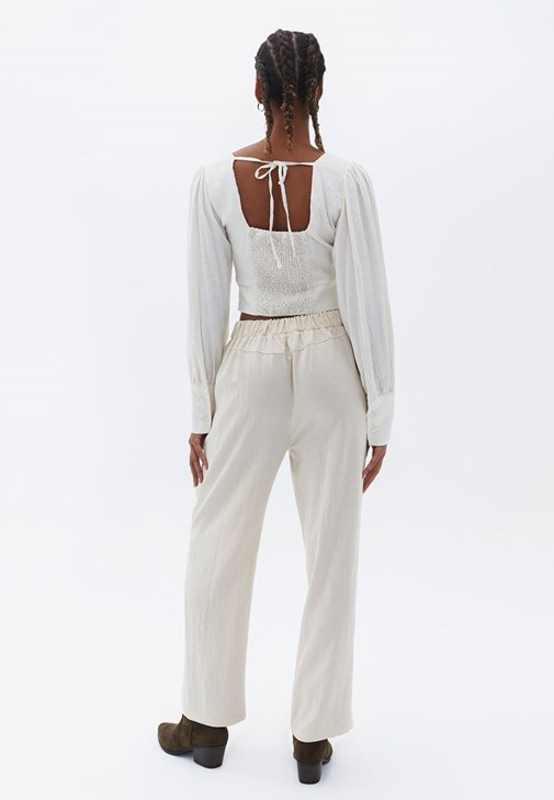 Oversize Cepli Gömlek ve Straight-Fit Pantolon Kombini