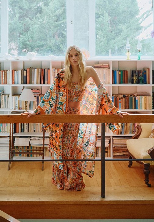 Kimono ve Desenli Pantolon Kombini