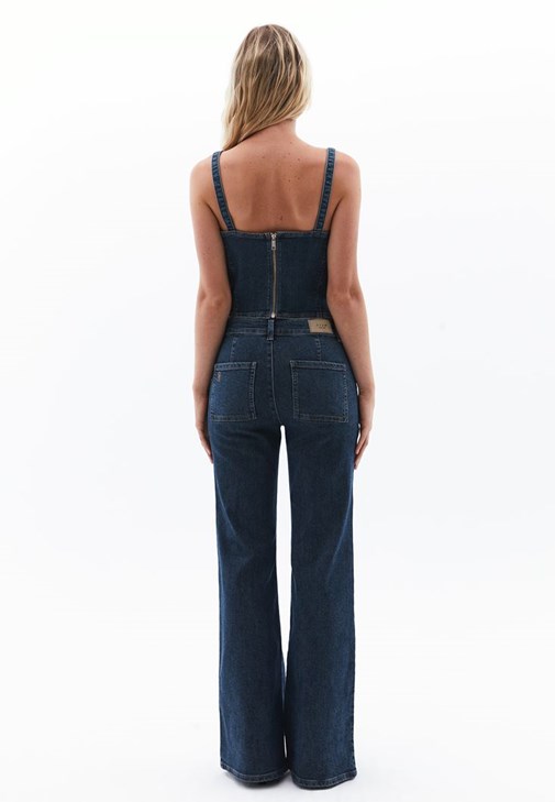 Flare Pantolon ve Denim Atlet Kombini