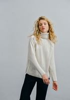 Women Cream Wool Blended Turtle Neck Sweater