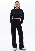 Women Black Crew Neck Crop Sweatshirt