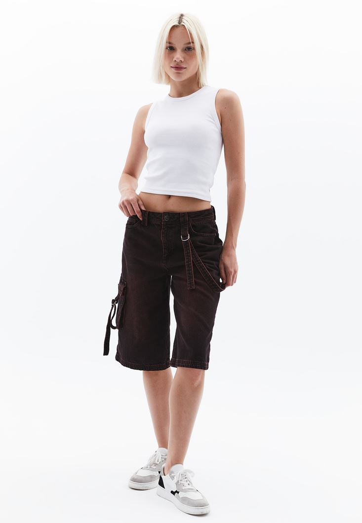 Women Mixed Mid Rise Shorts with Cargo Pockets