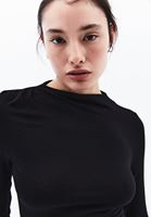 Women Black Tshirt with Gathering Detail