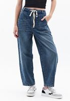 Women Blue Low Rise Barrel Fit Denim Pants