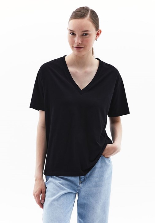 Oversize Pamuklu Tişört ve Wide-Leg Pantolon Kombini