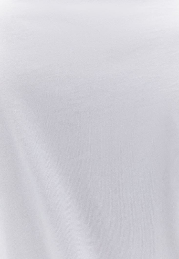 Women White Cotton Blended Oversize Tshirt