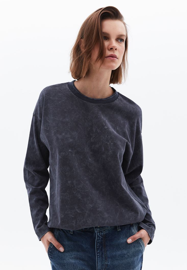 Women Grey Washed Oversize Tshirt
