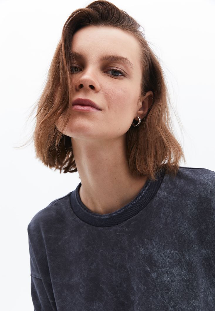 Women Grey Washed Oversize Tshirt