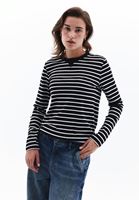 Women Mixed Crew Neck Cotton Blended Tshirt