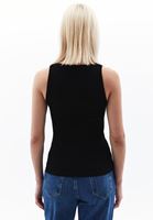 Women Black Square Neck Singlet