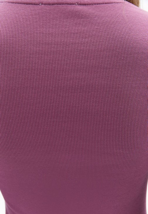 Premium Tişört ve Denim Pantolon Kombini