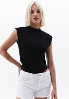 Women Black Crew Neck Tshirt